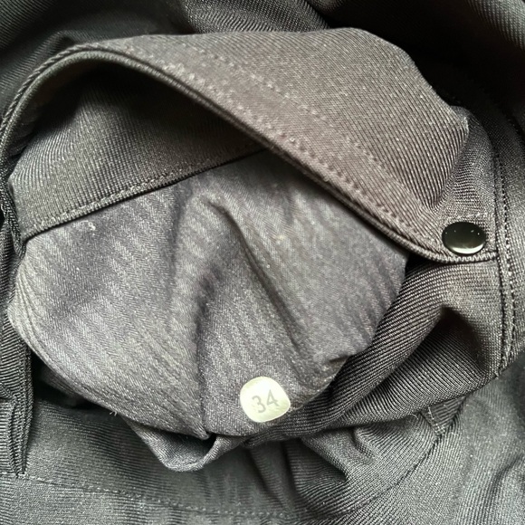 Lululemon Men’s ABC Classic Fit 5 Pocket Pants in Black. Size 34 Tall/Long - Picture 4 of 10